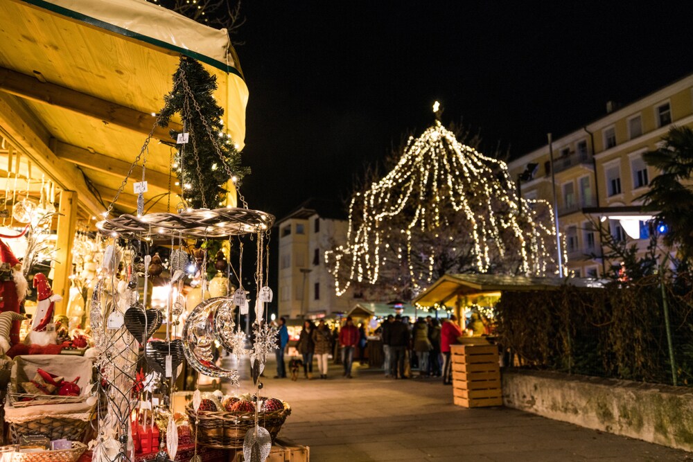 lana mercatino natale